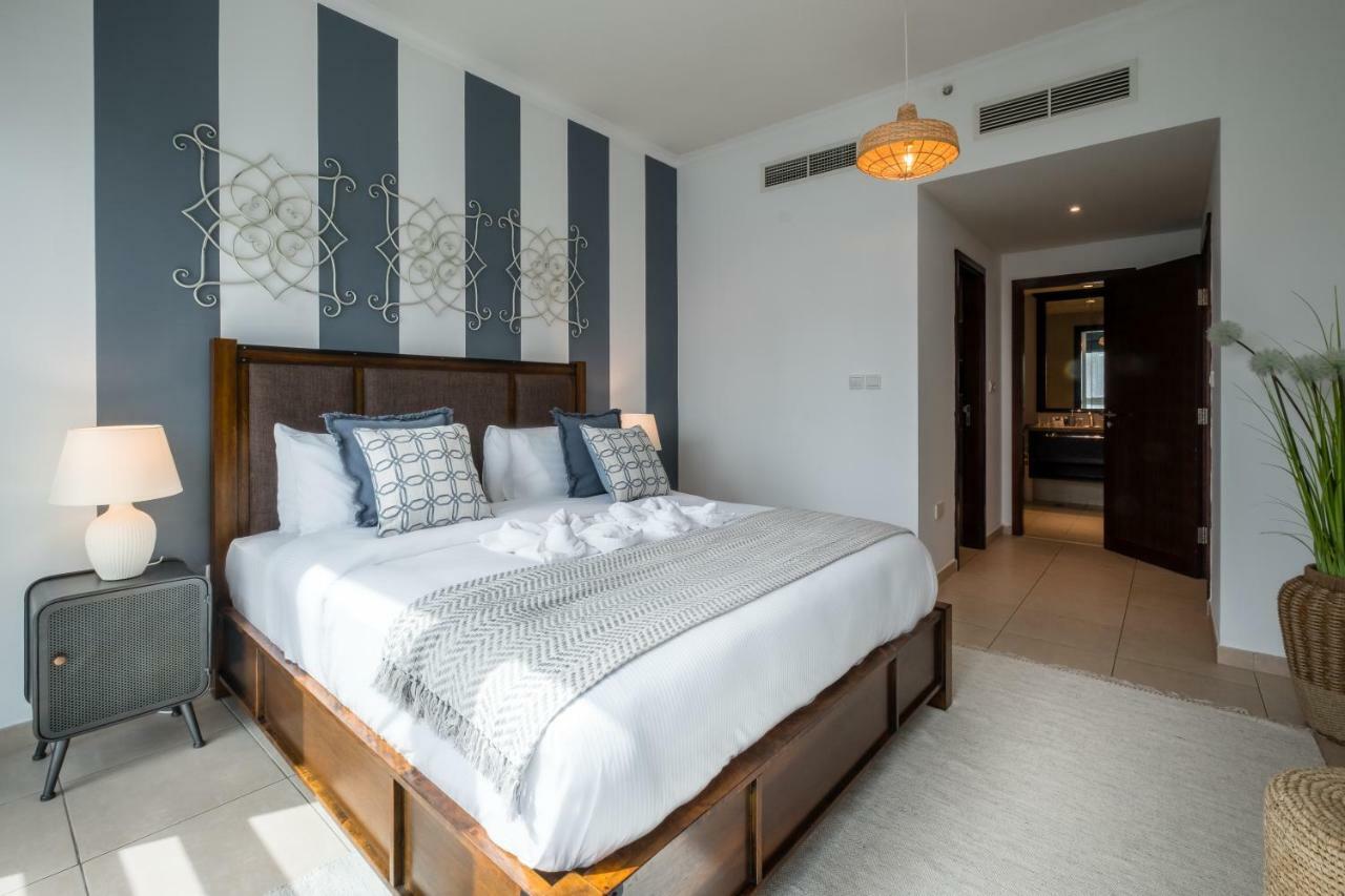 Maison Privee - Exclusive Apt With Burj Khalifa Next Door Dubaj Kültér fotó